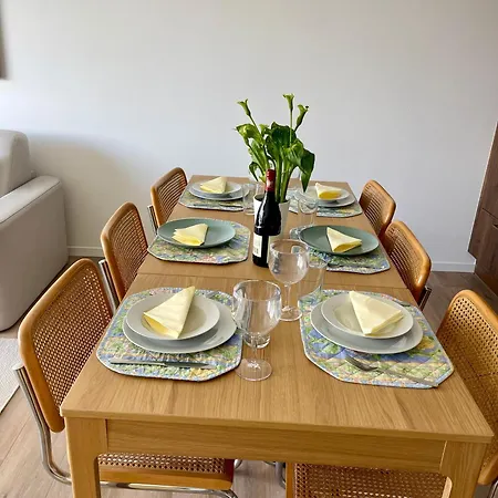 Am3office Lausanne New, Cozy, Central, Fast Wi-fi & Contactless Check-in * Prilly