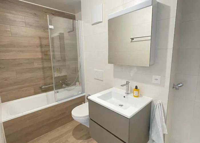 Am3office Lausanne New, Cozy, Central, Fast Wi-fi & Contactless Check-in Prilly